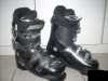 Lyžařské boty ATOMIC B5 vel. 24,5Nové nepoužité dámské (dívčí) lyžařské boty ATOMIC B5 vel. 24,5. Boty jsou vybaveny lavinovým systémem RECCO. Běžná cena od 4500,- kč
