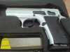Prodám pistoli JERICHO 9mm
Nová 2x stříleno
tel775064299