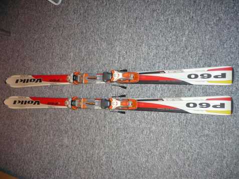 Vysoce kvalitní lyže Volkl P60 s vá